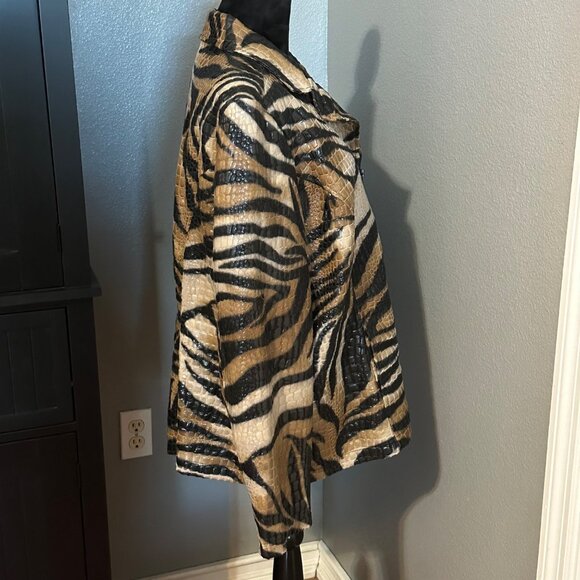 Selene Sport Womens Faux Leather Jacket 1X Animal Print Retro Rock Edgy Glam - Picture 5 of 8